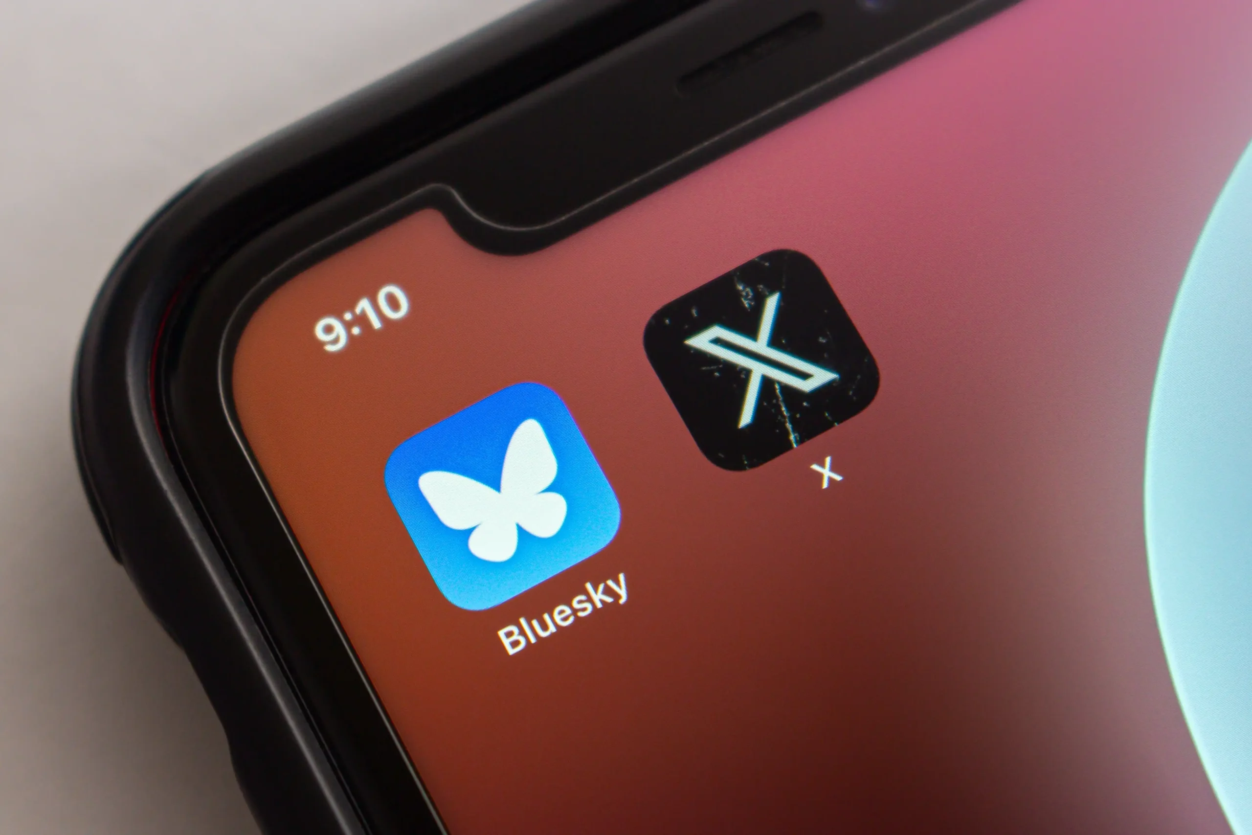 X and Bluesky Introduce Vertical Video Features Amid TikTok Uncertainties